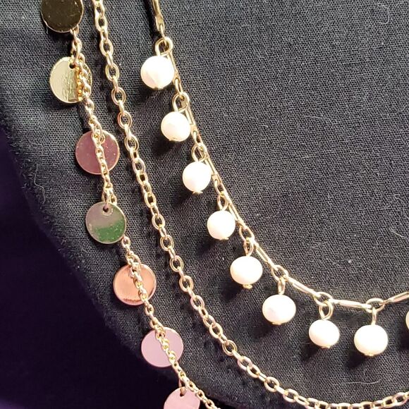 Ann Taylor Factory Signed Three Layer Necklace, Gold Tone w/Mini Baroque Pearls - Picture 2 of 12
